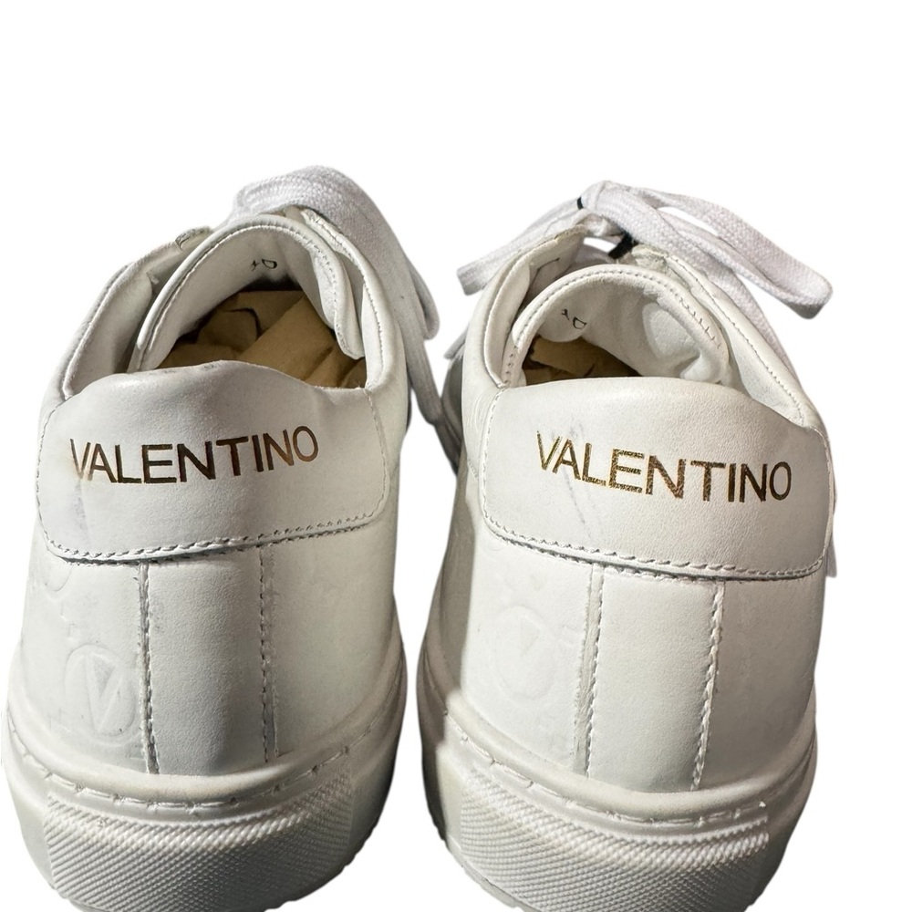 Valentino by Mario Valentino Sofia VLogo US 10 - Picture 4 of 9